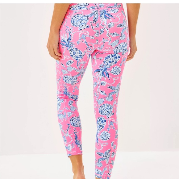 Lilly Pulitzer Weekender Luxletic High Rise Midi 24”Leggings-Rousseau Pink NWT - Picture 3 of 13